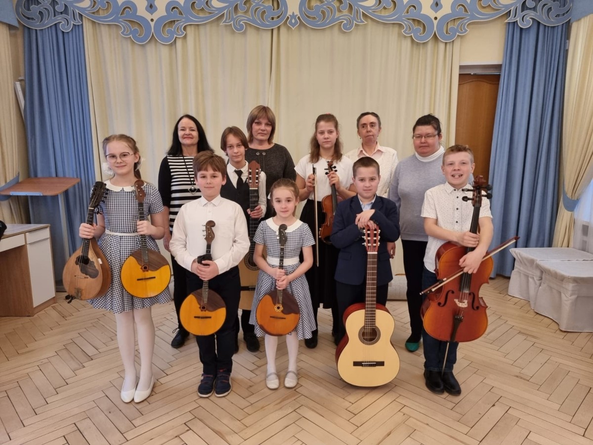 Концерт «В мире струнных инструментов» в детском саду № 35